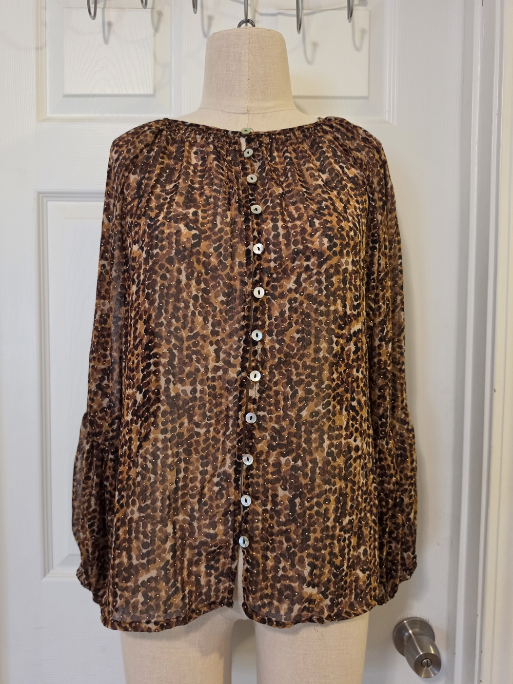 Brown Leopard Print Button-Front Women’s Blouse Size Medium